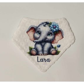 Nyálkendő névvel mintával