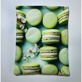 Zöld macaron mintás könyvtok