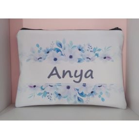 Névre szóló virág mintás neszesszer neszi Névre szóló virág mintás neszesszer neszi