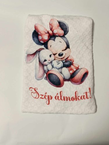 Nyomott mintás egyrétegű babatakaró babapléd névvel mintával